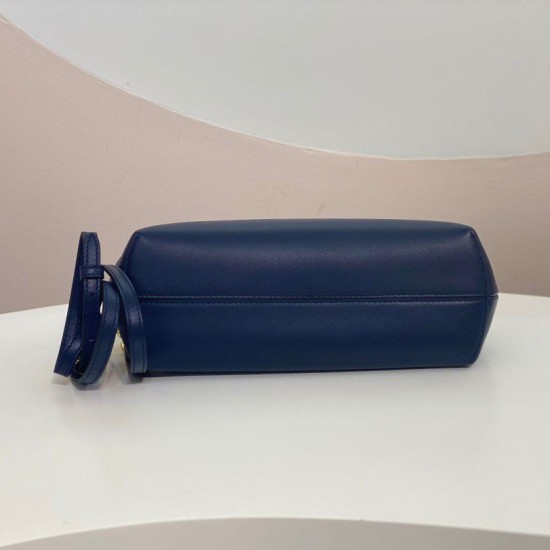 Replica Borsa Fendi First Small In Nappa Blu Scuro Replica Borsa Fendi First Small In Nappa Blu Scuro