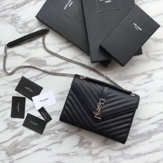 Replica YSL Saint Laurent Piccola Busta Borsa Grain Hardware argentato in rilievo Replica YSL Saint Laurent Piccola Busta Borsa Grain Hardware argentato in rilievo