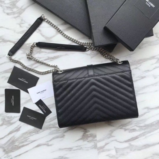 Replica YSL Saint Laurent Piccola Busta Borsa Grain Hardware argentato in rilievo Replica YSL Saint Laurent Piccola Busta Borsa Grain Hardware argentato in rilievo