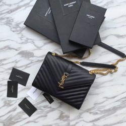 YSL Saint Laurent Piccola Busta Borsa Grain Hardware dorato goffrato