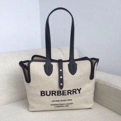 Burberry Thomas Burberry Borsa a tracolla nera