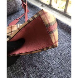 Medium Reversible Tote Haymarket Check 40496351 Rosa