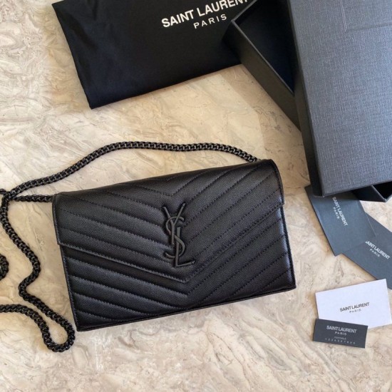Replica Portafoglio con catena YSL Saint Laurent con busta a catena in pelle martellata nera nera hardware Replica Portafoglio con catena YSL Saint Laurent con busta a catena in pelle martellata nera nera hardware