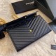 Replica Portafoglio con catena YSL Saint Laurent con busta a catena in pelle martellata Hardware nero oro Replica Portafoglio con catena YSL Saint Laurent con busta a catena in pelle martellata Hardware nero oro