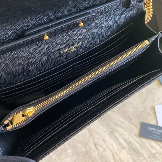 Replica Portafoglio con catena YSL Saint Laurent con busta a catena in pelle martellata Hardware nero oro Replica Portafoglio con catena YSL Saint Laurent con busta a catena in pelle martellata Hardware nero oro
