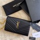 Replica Portafoglio con catena YSL Saint Laurent con busta a catena in pelle martellata Hardware nero oro Replica Portafoglio con catena YSL Saint Laurent con busta a catena in pelle martellata Hardware nero oro
