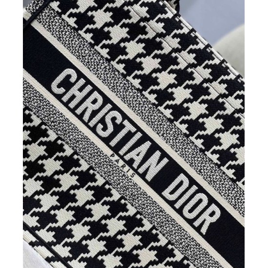 Replica Christian Dior Borsa piccola Dior Book Tote nera Replica Christian Dior Borsa piccola Dior Book Tote nera