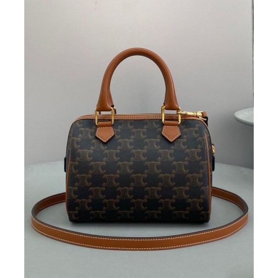 Replica Celine Small Boston In Tela Triomphe Caffè Replica Celine Small Boston In Tela Triomphe Caffè