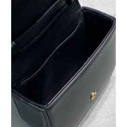 Celine Mini Triomphe In Vitello Lucido Nero Celine Mini Triomphe In Vitello Lucido Nero