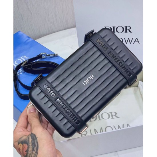 Replica Christian Dior e Rimowa frizione personale in alluminio su cinturino nero