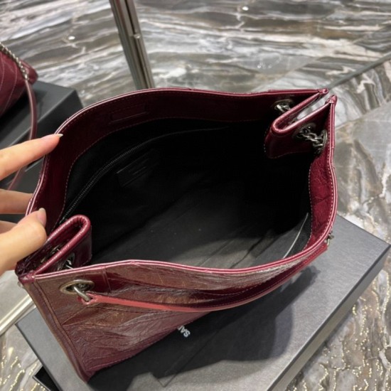 Replica Borsa shopping YSL Saint Laurent NIKI media in pelle vintage stropicciata Claret Replica Borsa shopping YSL Saint Laurent NIKI media in pelle vintage stropicciata Claret
