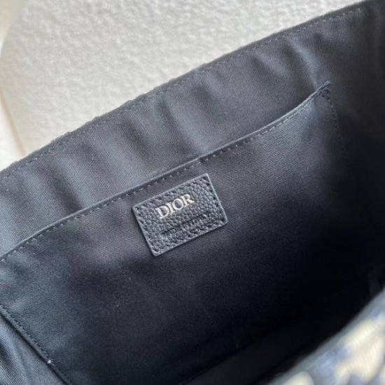 Replica Borsa a tracolla jacquard Dior Explorer Dior Oblique nera Replica Borsa a tracolla jacquard Dior Explorer Dior Oblique nera