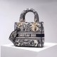 Replica Borsa Dior Medium Lady D-Lite Toile de Jouy Ricamo Blu