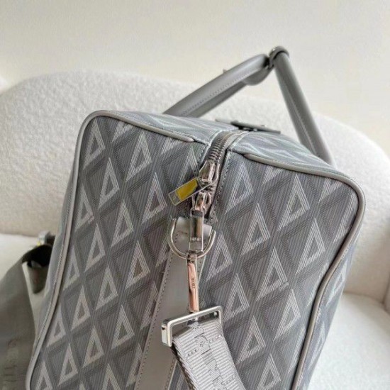 Replica Borsa Dior Lingot 50 Duffle CD Diamond Canvas grigia Replica Borsa Dior Lingot 50 Duffle CD Diamond Canvas grigia