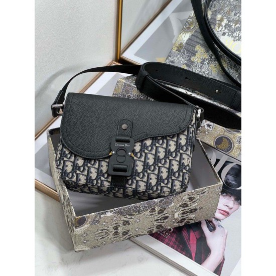 Replica Borsa da uomo Dior Mini Saddle Messenger Oblique Jacquard Replica Borsa da uomo Dior Mini Saddle Messenger Oblique Jacquard