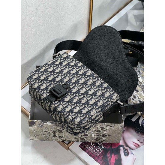Replica Borsa da uomo Dior Mini Saddle Messenger Oblique Jacquard Replica Borsa da uomo Dior Mini Saddle Messenger Oblique Jacquard