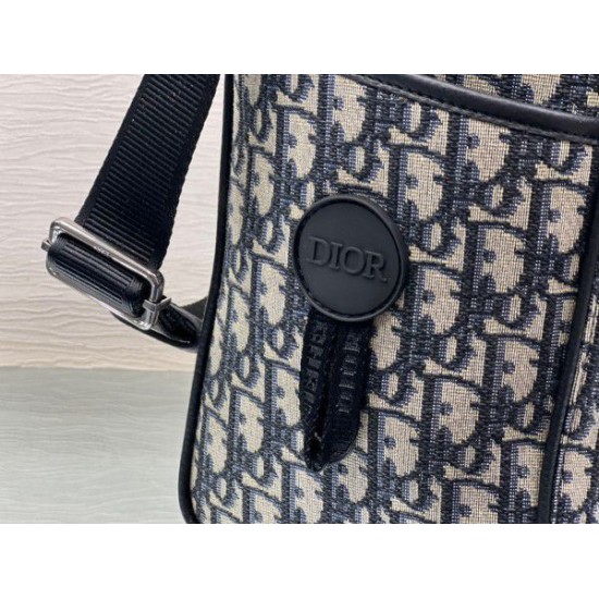 Replica Borsa tote Dior Explorer Dior Oblique Jacquard nera Replica Borsa tote Dior Explorer Dior Oblique Jacquard nera