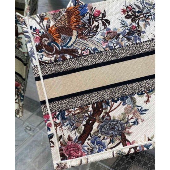 Replica Christian Dior Medium Dior Book Tote Crema Replica Christian Dior Medium Dior Book Tote Crema