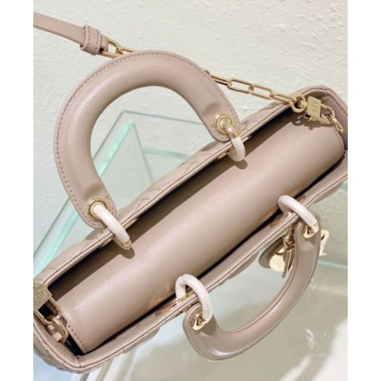 Replica Borsa Christian Dior Lady D-Joy Albicocca Replica Borsa Christian Dior Lady D-Joy Albicocca