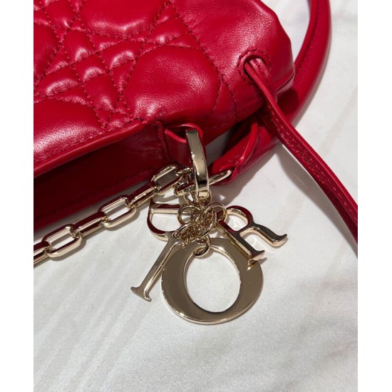 Replica Mini borsa Dior Lady Dior con manico superiore con coulisse S0981 rossa Replica Mini borsa Dior Lady Dior con manico superiore con coulisse S0981 rossa