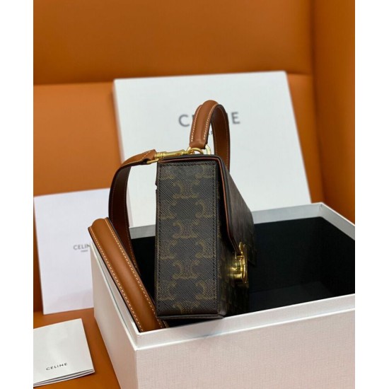 Replica Celine Box Triomphe In Tela Triomphe E Pelle Di Vitello Caffè Replica Celine Box Triomphe In Tela Triomphe E Pelle Di Vitello Caffè