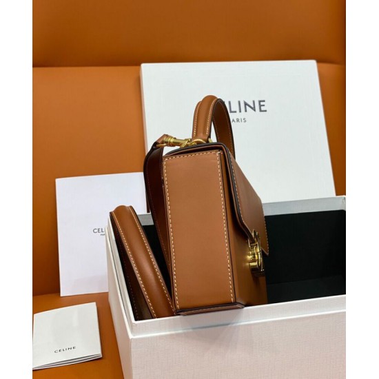 Replica Celine Box Triomphe In Pelle Di Vitello Naturale Caffè Replica Celine Box Triomphe In Pelle Di Vitello Naturale Caffè