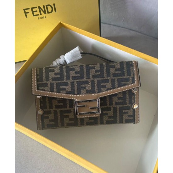 Replica Fendi Baguette Soft Trunk Bag 7VA565 Caffè Replica Fendi Baguette Soft Trunk Bag 7VA565 Caffè
