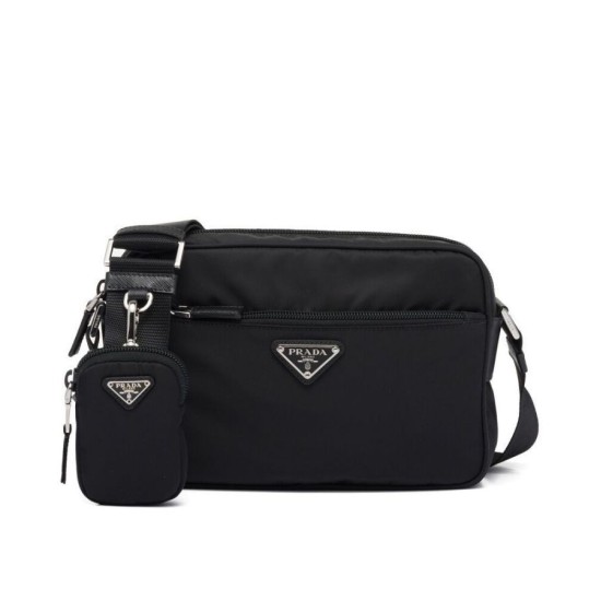 Replica Borsa a tracolla Prada Re-Nylon 1BC167 nera Replica Borsa a tracolla Prada Re-Nylon 1BC167 nera