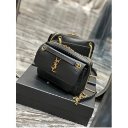 Borsa fotografica YSL Saint Laurent Niki in pelle liscia Nera Borsa fotografica YSL Saint Laurent Niki in pelle liscia Nera