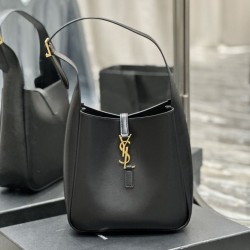 YSL Saint Laurent Le 5 À 7 Cassandre Hobo Borsa Secchiello Morbida Piccola Pelle Liscia Nera