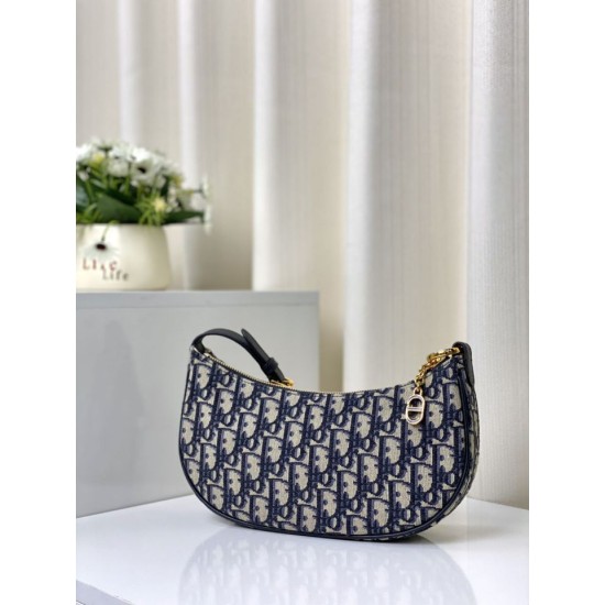 Replica Borsa Christian Dior CD Lounge Dior Oblique Jacquard Blu Replica Borsa Christian Dior CD Lounge Dior Oblique Jacquard Blu