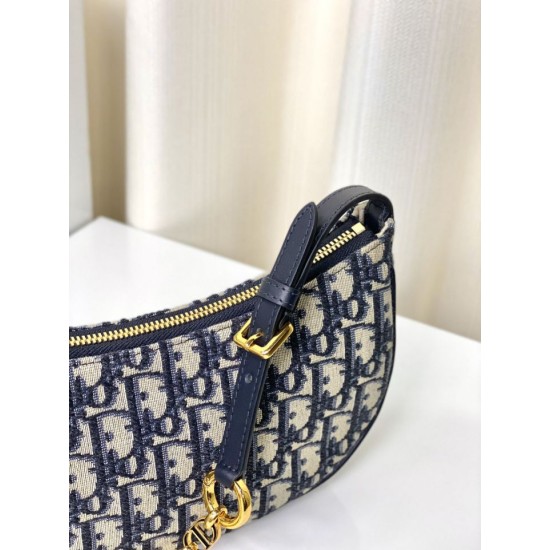 Replica Borsa Christian Dior CD Lounge Dior Oblique Jacquard Blu Replica Borsa Christian Dior CD Lounge Dior Oblique Jacquard Blu
