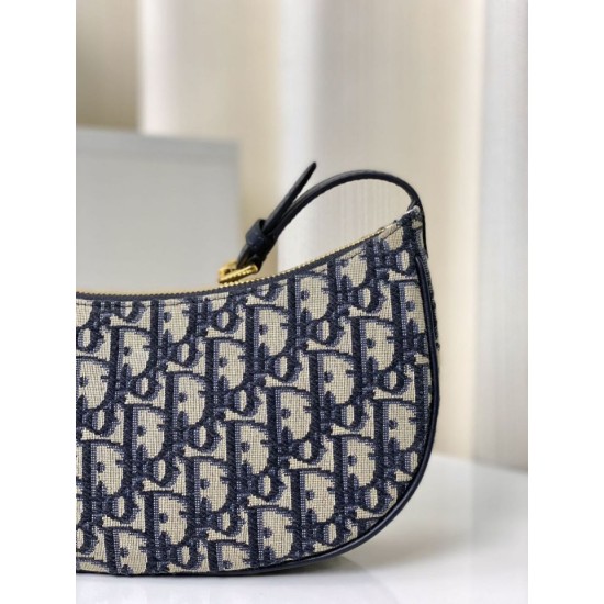 Replica Borsa Christian Dior CD Lounge Dior Oblique Jacquard Blu Replica Borsa Christian Dior CD Lounge Dior Oblique Jacquard Blu