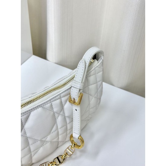 Replica Christian Dior CD Lounge Bag Supple Macrocannage Bianco Replica Christian Dior CD Lounge Bag Supple Macrocannage Bianco