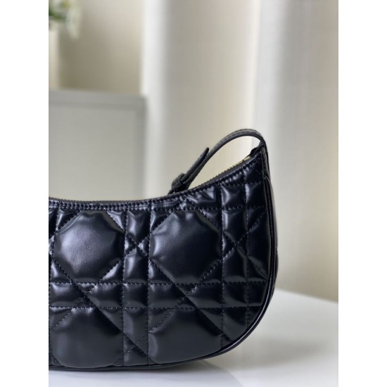 Replica Borsa Christian Dior CD Lounge morbida Macrocannage nera Replica Borsa Christian Dior CD Lounge morbida Macrocannage nera