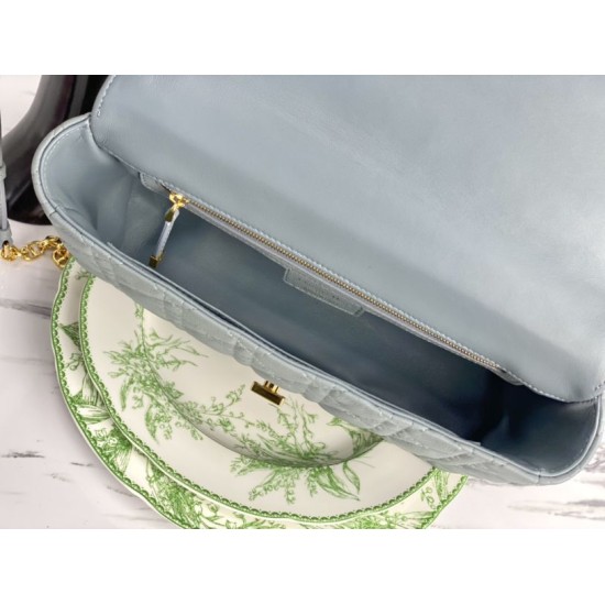 Replica Christian Dior Borsa Dior Caro grande azzurro Replica Christian Dior Borsa Dior Caro grande azzurro