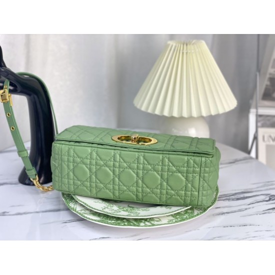 Replica Borsa Christian Dior Grande Dior Caro Verde Replica Borsa Christian Dior Grande Dior Caro Verde