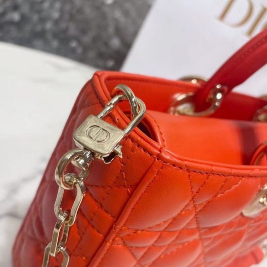 Replica Borsa Christian Dior Lady D-Joy in pelle di agnello Cannage arancione Replica Borsa Christian Dior Lady D-Joy in pelle di agnello Cannage arancione