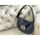 Replica Borsa Hobo Fendi Croissant Piccola Nera Replica Borsa Hobo Fendi Croissant Piccola Nera
