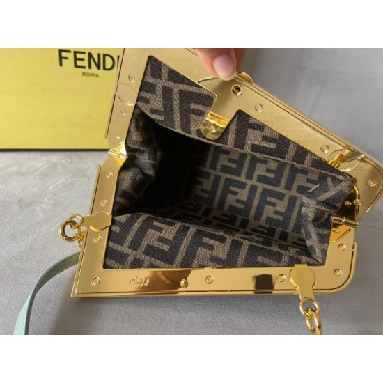 Replica Borsa Fendi First Piccola Verde Replica Borsa Fendi First Piccola Verde