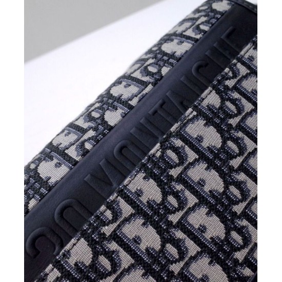 Replica Borsa Christian Dior 30 Montaigne Avenue Blu scuro Replica Borsa Christian Dior 30 Montaigne Avenue Blu scuro