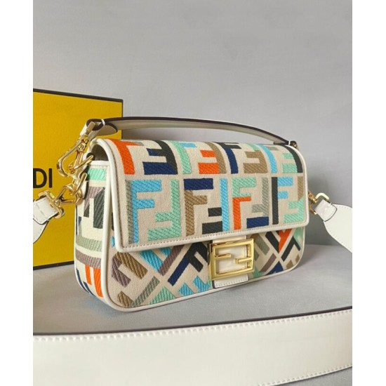 Replica Borsa Fendi Baguette 8BR600 Crema Replica Borsa Fendi Baguette 8BR600 Crema