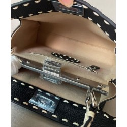 Borsa Fendi Peekaboo ISeeU piccola 8BN327 nera Borsa Fendi Peekaboo ISeeU piccola 8BN327 nera