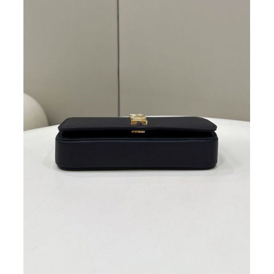 Replica Portafoglio Fendi Fendigraphy Su Catena 8BS076 Nero Replica Portafoglio Fendi Fendigraphy Su Catena 8BS076 Nero