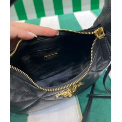 Mini borsa Prada in pelle nappa con impunture 1BA384 Nera Mini borsa Prada in pelle nappa con impunture 1BA384 Nera