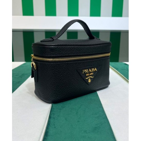 Replica Miniborsa Prada in pelle 1BH202 Nera Replica Miniborsa Prada in pelle 1BH202 Nera