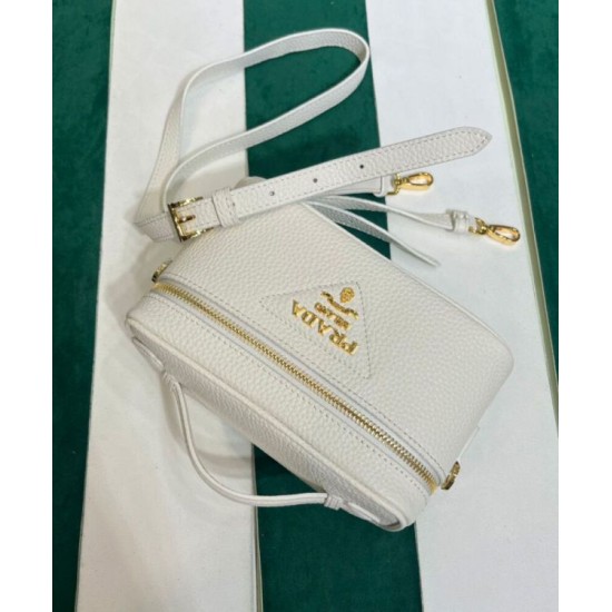 Replica Prada Miniborsa in pelle 1BH202 Bianca Replica Prada Miniborsa in pelle 1BH202 Bianca