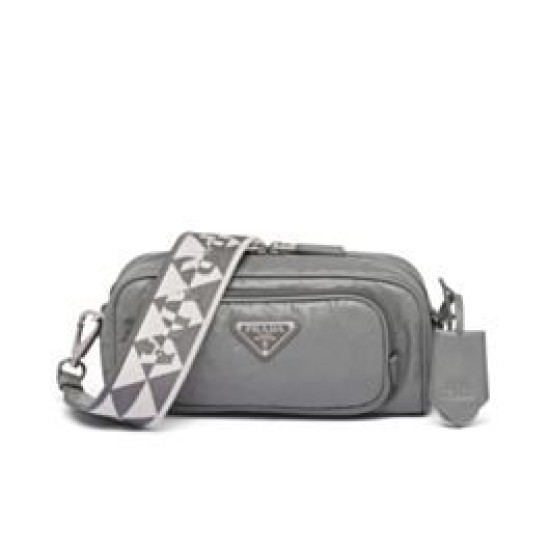 Replica Borsa a tracolla multitasche Prada Nappa in pelle anticata 1BH198 Grigia Replica Borsa a tracolla multitasche Prada Nappa in pelle anticata 1BH198 Grigia