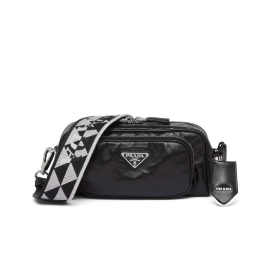 Replica Borsa a tracolla multitasche Prada Nappa in pelle anticata 1BH198 Nera Replica Borsa a tracolla multitasche Prada Nappa in pelle anticata 1BH198 Nera
