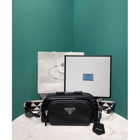 Replica Borsa a tracolla multitasche Prada Nappa in pelle anticata 1BH198 Nera Replica Borsa a tracolla multitasche Prada Nappa in pelle anticata 1BH198 Nera